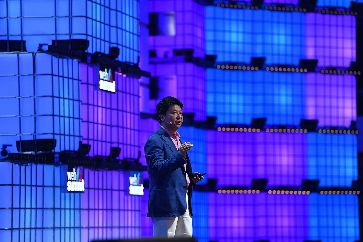 Noite de abertura do Web Summit de 2019, no palco principal em Lisboa