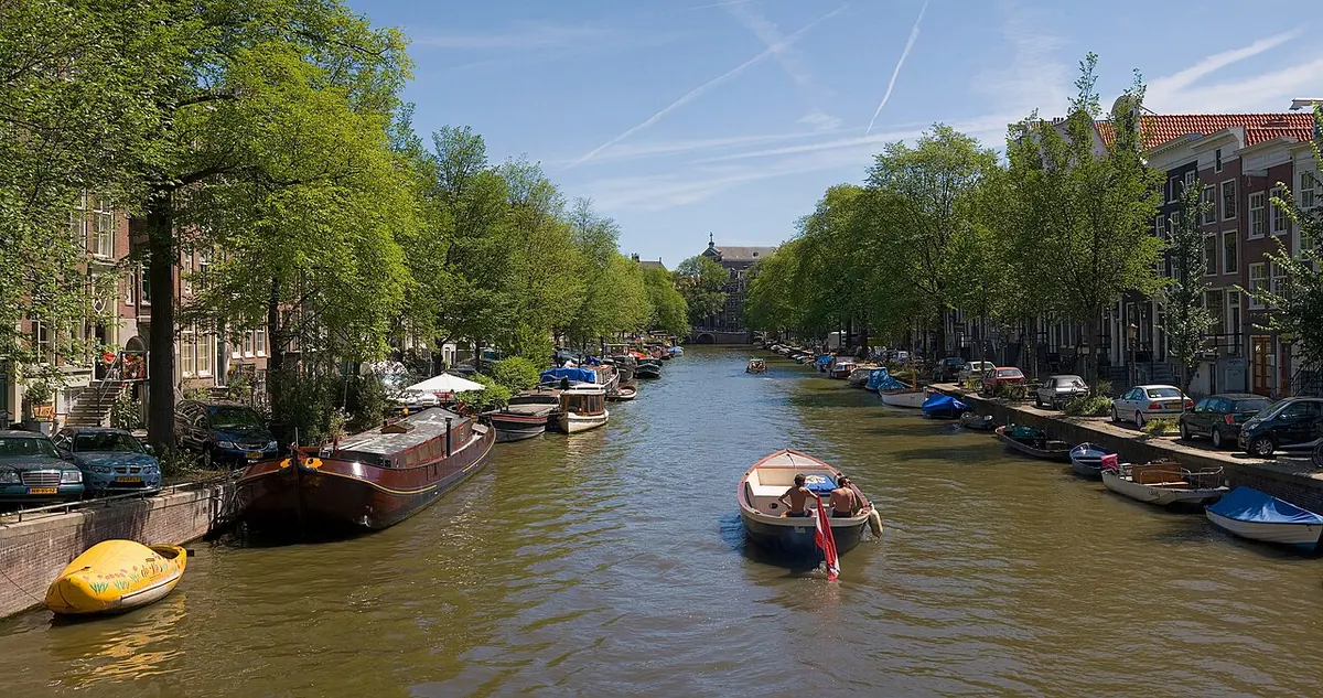 Canais de Amsterdã